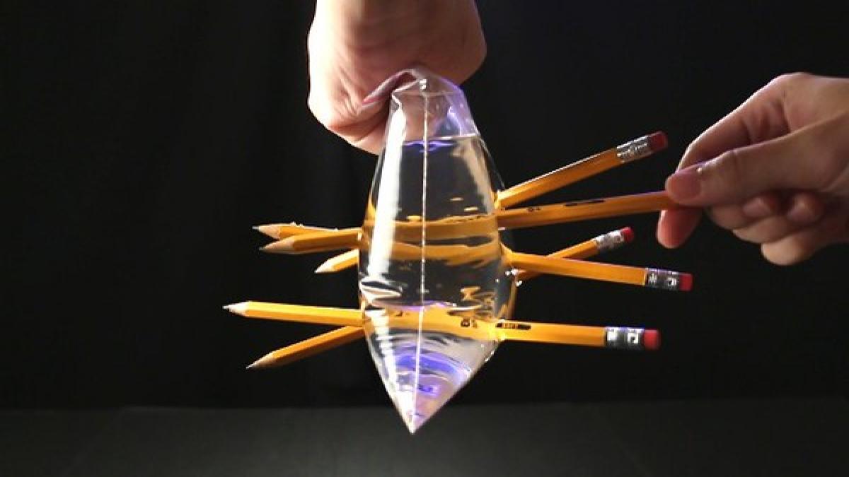 amazing-science-tricks-using-liq-L.jpg