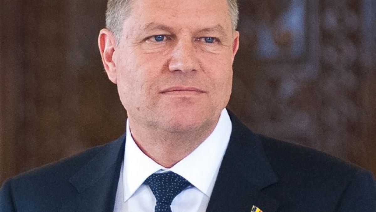 klaus iohannis off.jpg