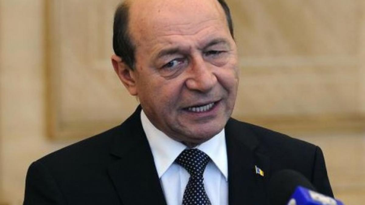 surse-traian-basescu-ar-putea-fi-invinuit-pentru-amenintare-325788.jpg