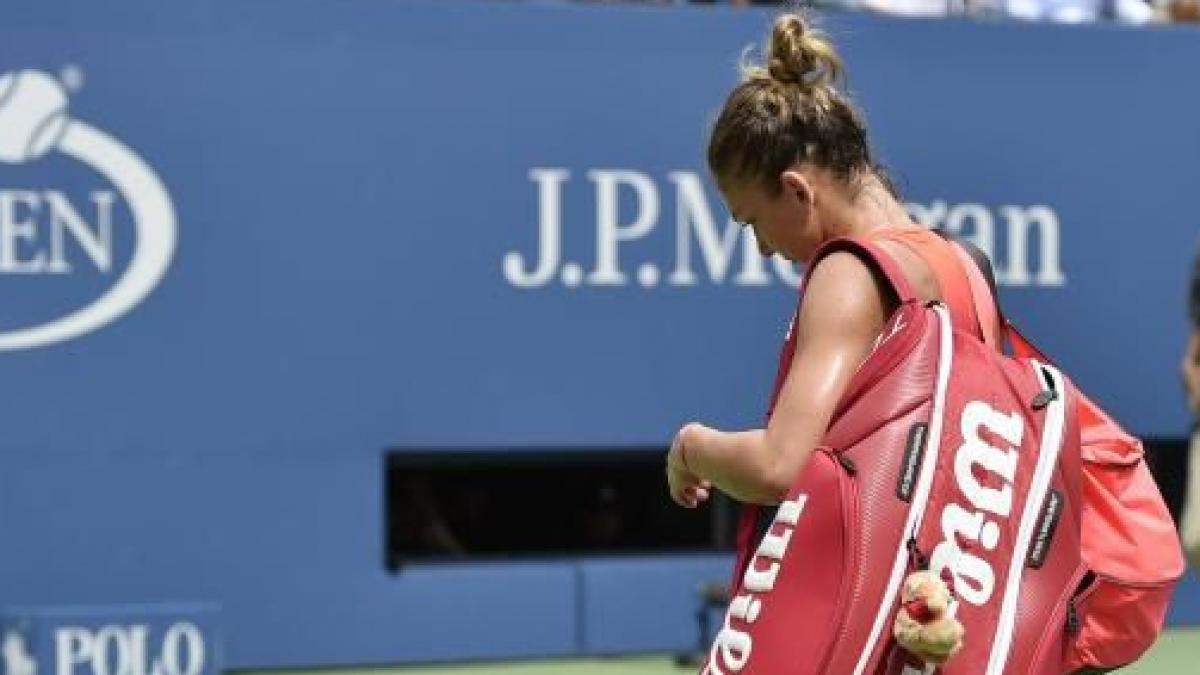 Simona Halep a abandonat la Beijing, din cauza unor mari probleme fizice