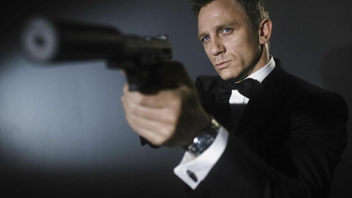 bond-daniel-craig-bond-movies-6425765-1024-683.jpg