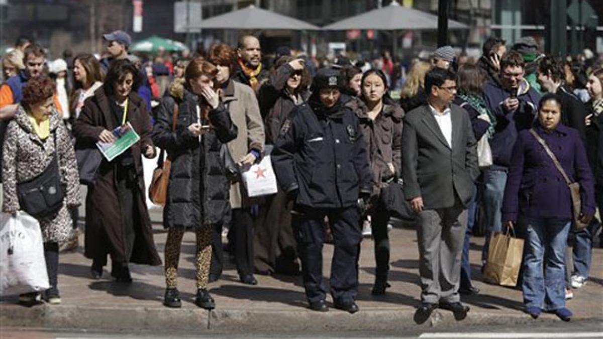 pedestrians NYC.jpg