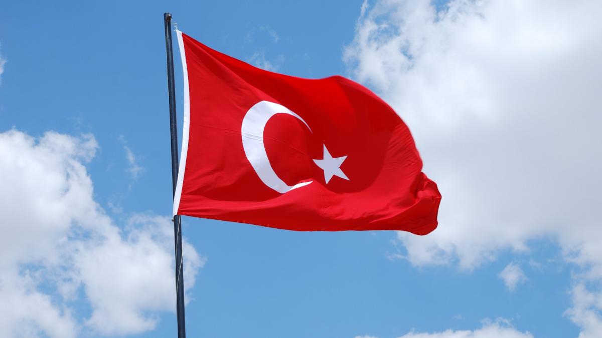 turkish-flag.jpg