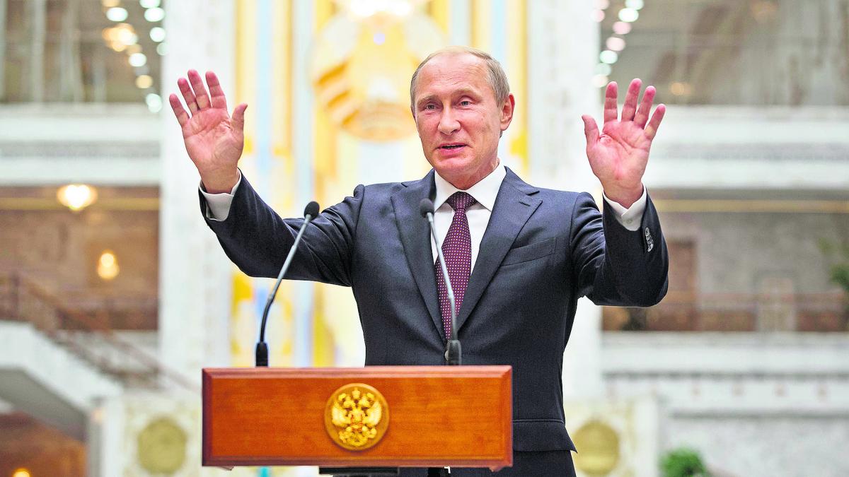 putin parlament hand.jpg