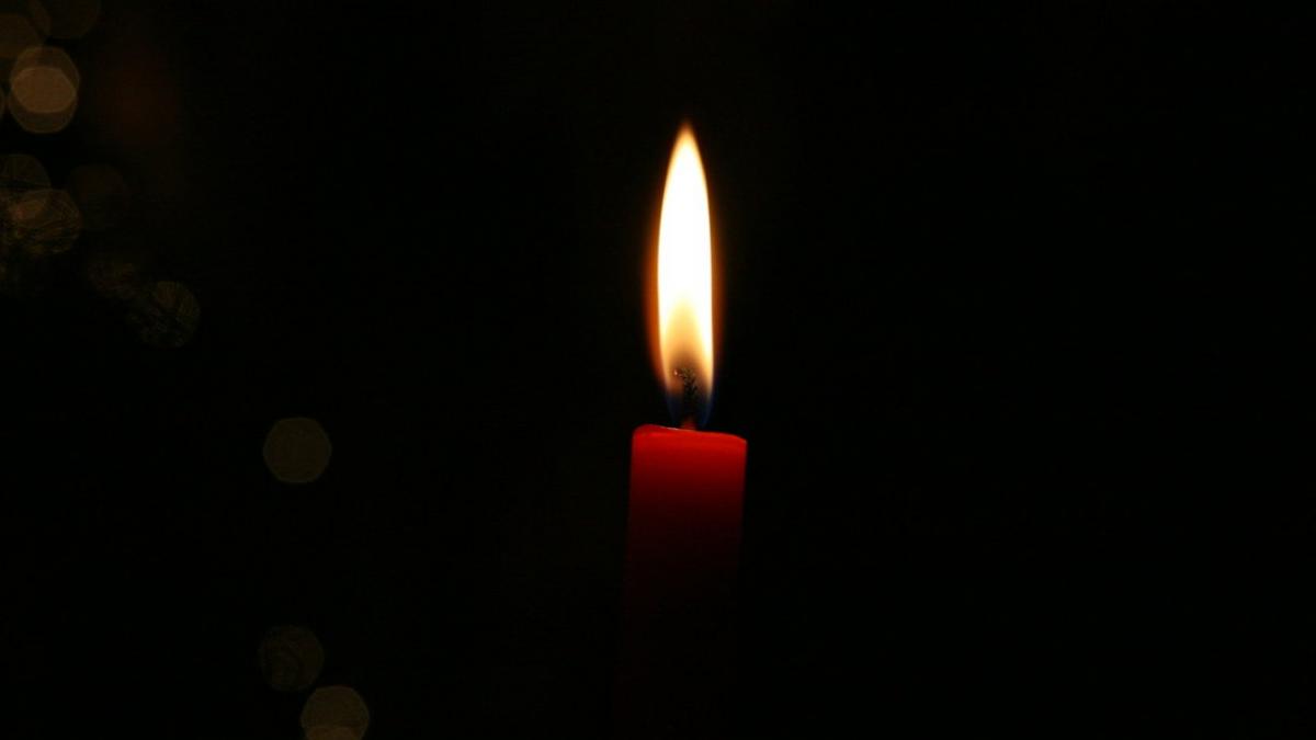 A_Candle_in_the_Dark_by_soraferret.jpg