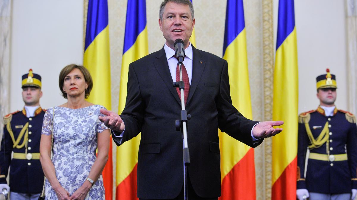 klaus-iohannis_Palatul-Cotroceni.jpg