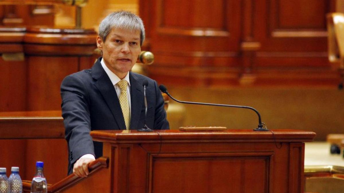 ciolos parlament.jpg