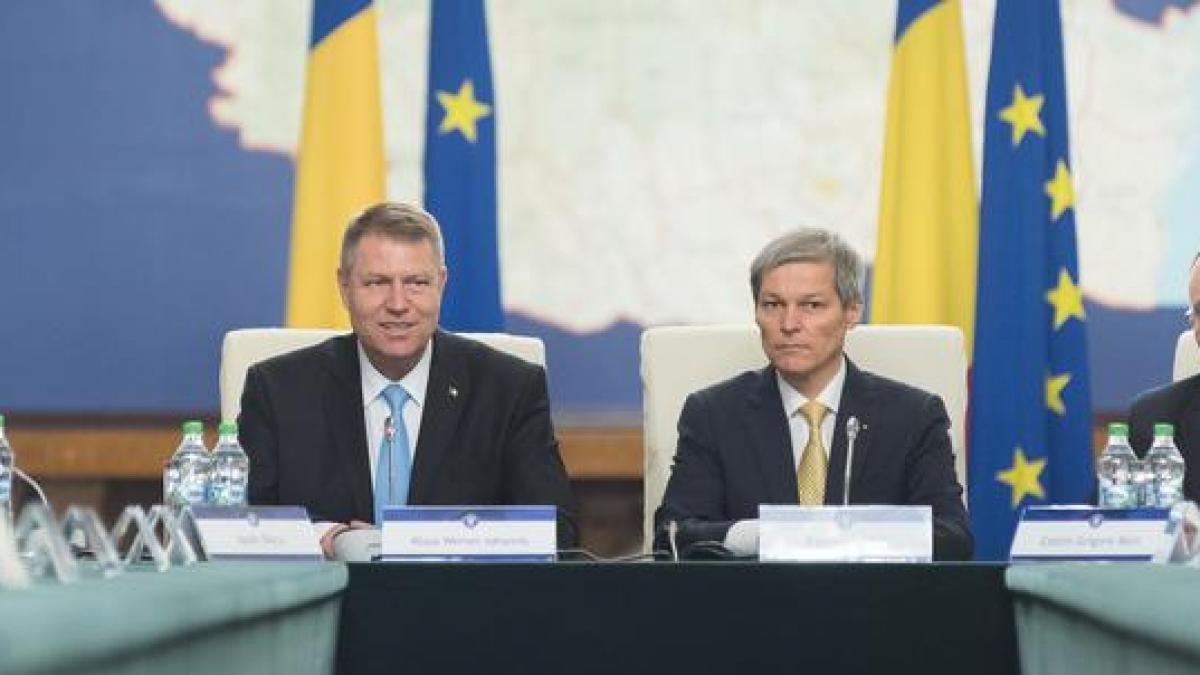 Lovitura dată de senatori lui Klaus Iohannis şi Dacian Cioloş