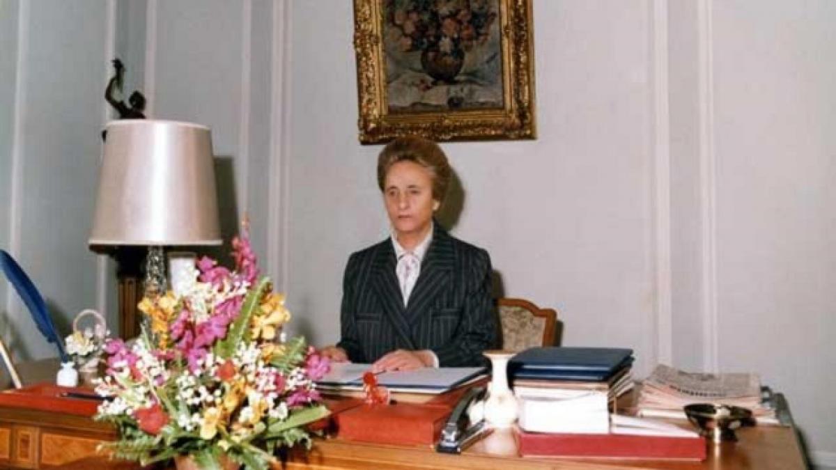 elena ceau.jpg