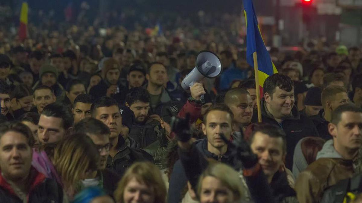 protestatari noi.jpg