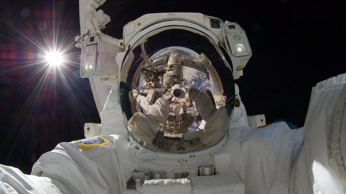 astronaut-877306_960_720.jpg