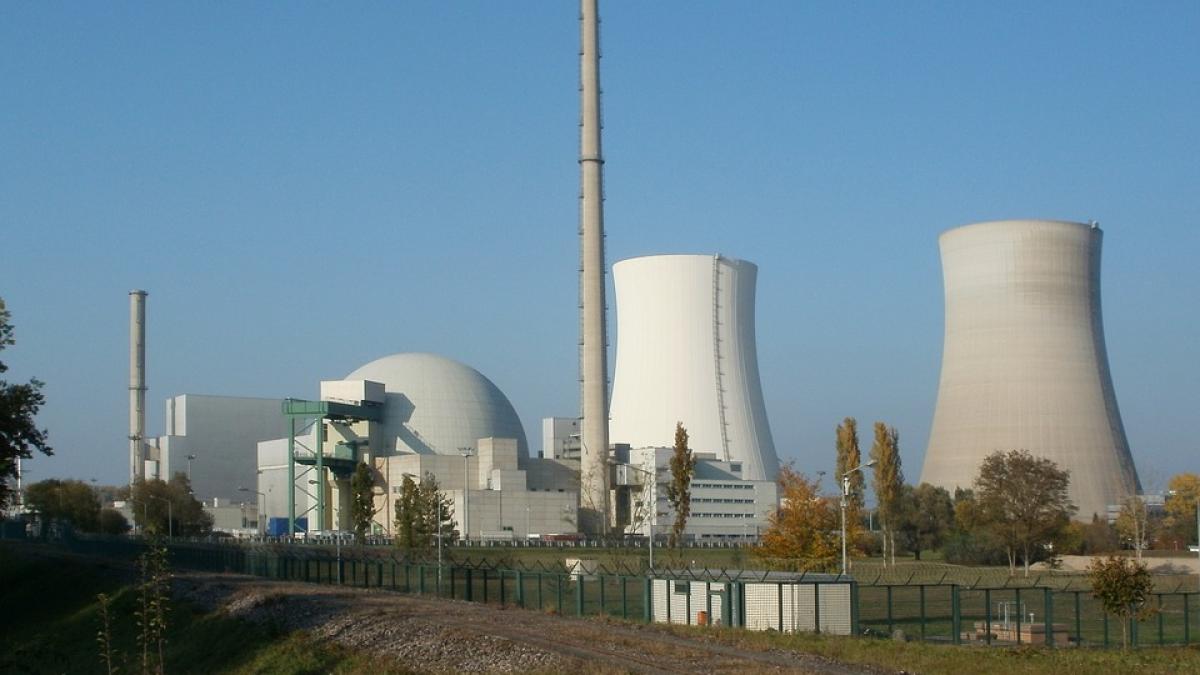 nuclear-power-plant-837823_960_720.jpg