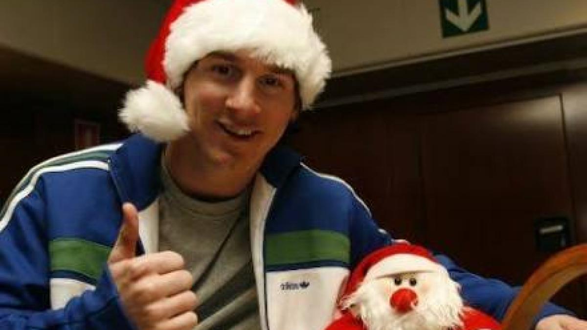 messi santa.jpg