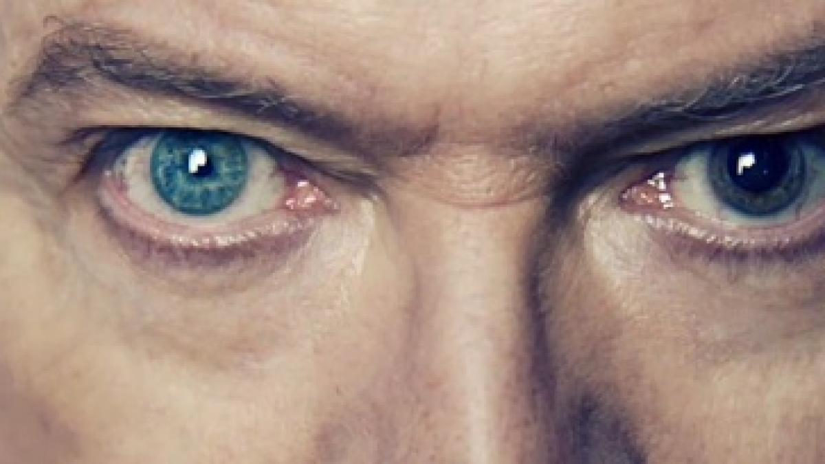 david-bowie-si-ar-fi-prezis-moartea-in-ultimul-sau-hit-asculta-versurile-care-i-au-impresionat-pe-354575.jpg