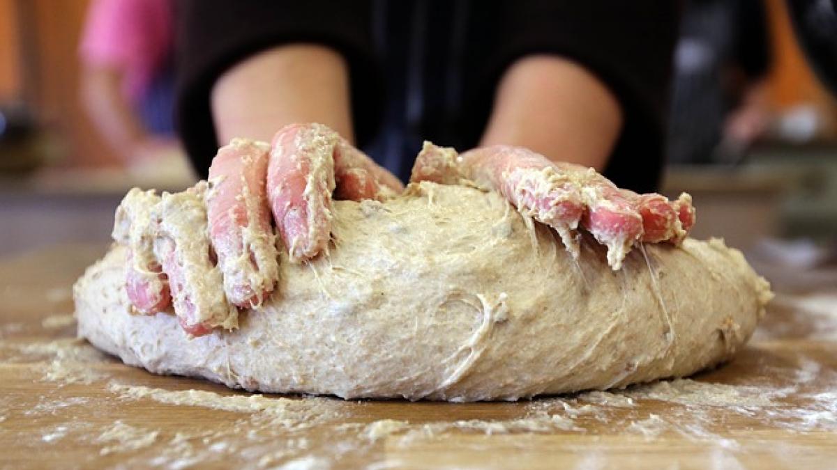 bread-making-1039261_640.jpg