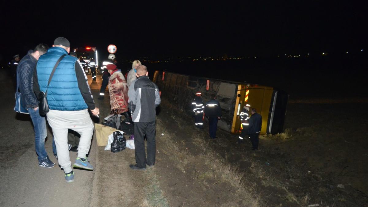 accident autocar pascani.jpg