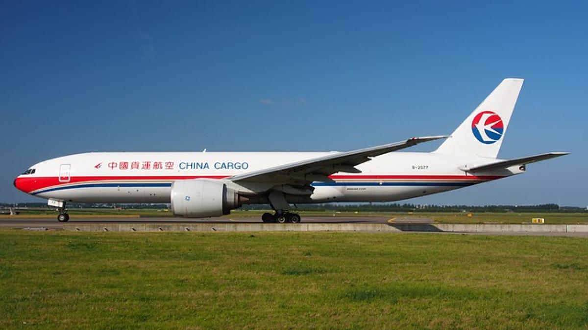 china-cargo-airlines-884398_640.jpg