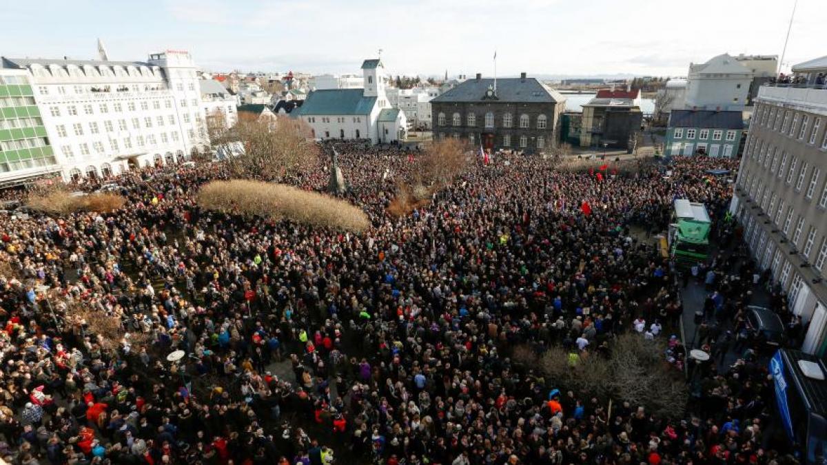 islanda proteste agerpres_8500925.jpg