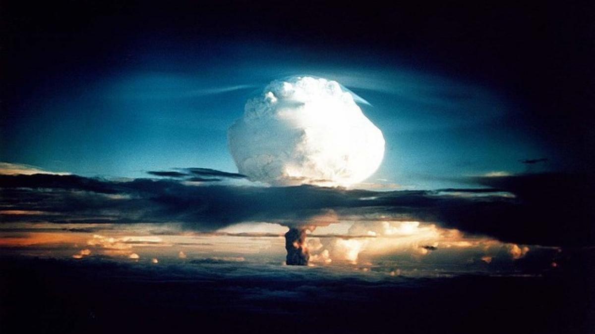 hydrogen-bomb-63146_640.jpg