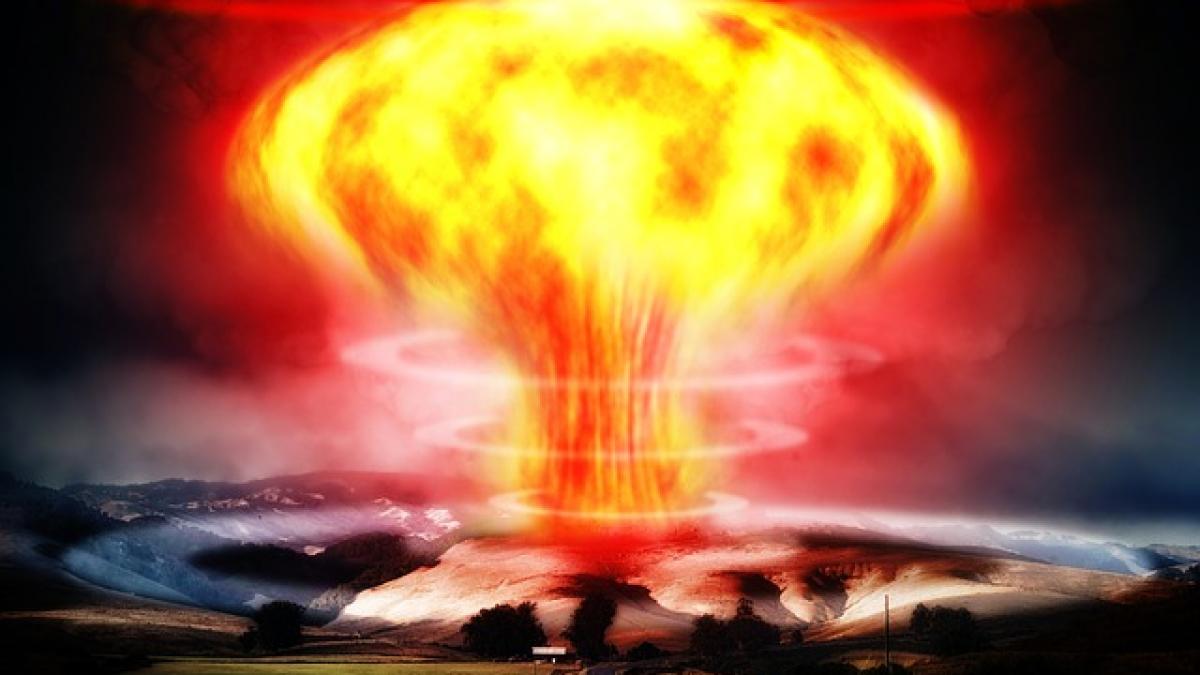 nuclear-explosion-356108_640.jpg