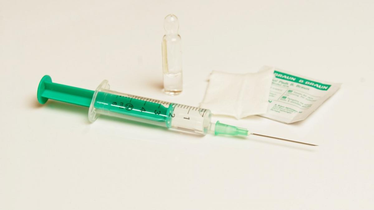 syringe-866534_960_720.jpg