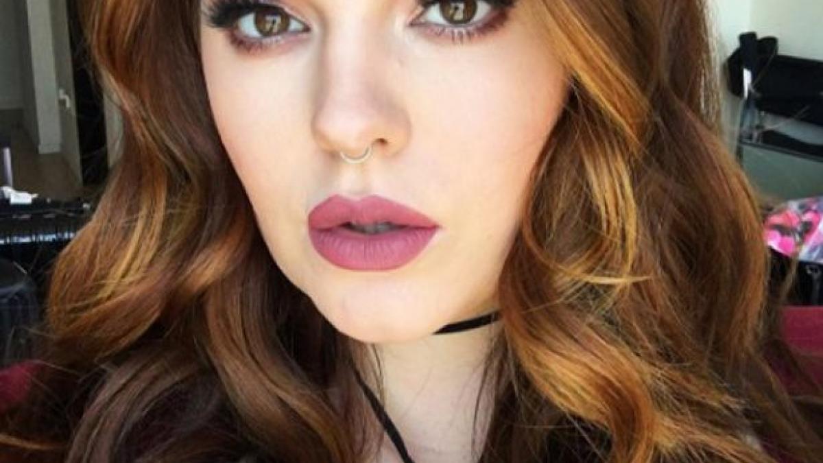 Tess-Holliday-plus-size-model.jpg