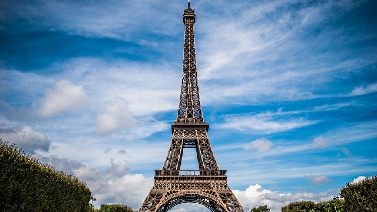 eiffel-tower-975004_640.jpg