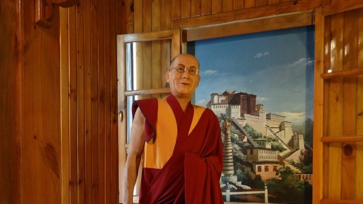 Dalai Lama: Sunt prea mulți refugiați. Germania nu poate deveni o țară arabă