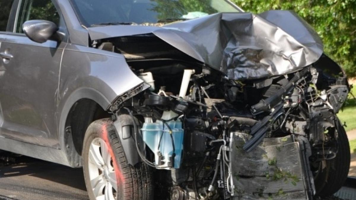 Accident grav în nordul Capitalei. Patru persoane au fost rănite