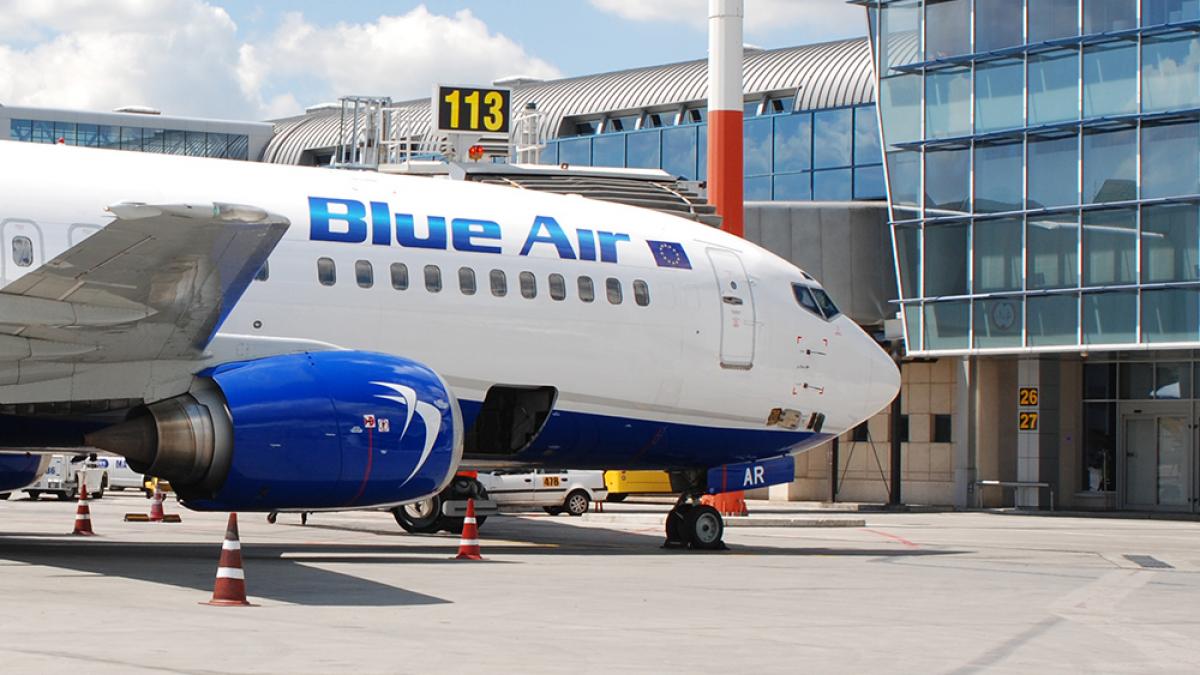 blue air2.jpg