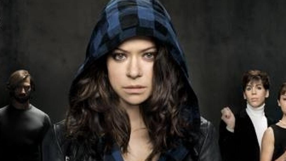 O româncă, câștigătoarea premiului Emmy pentru cea mai bună actriță. Tatiana Maslany a strălucit pe covorul roșu