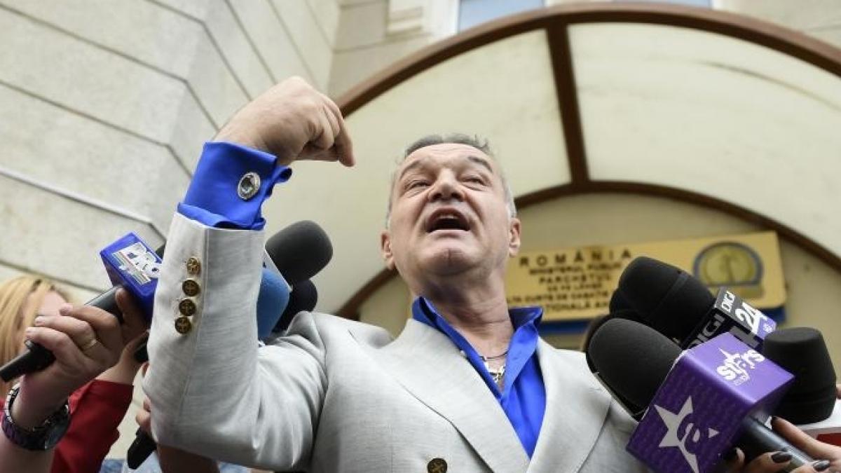 Gigi Becali, ieşire nervoasă după ce a fost dat în judecată de MApN: &quot;Oameni nebuni cu minte mică&quot;