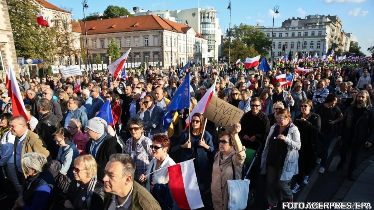 protest polonia.jpg