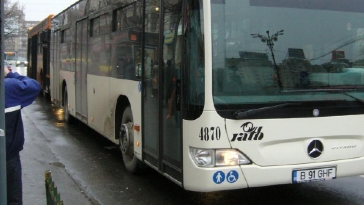 Momente cumplite în Capitală! O femeie a fost lovită de un autobuz RATB