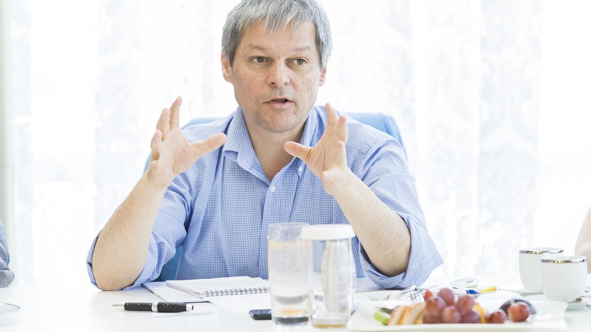 ciolos gov36.jpg