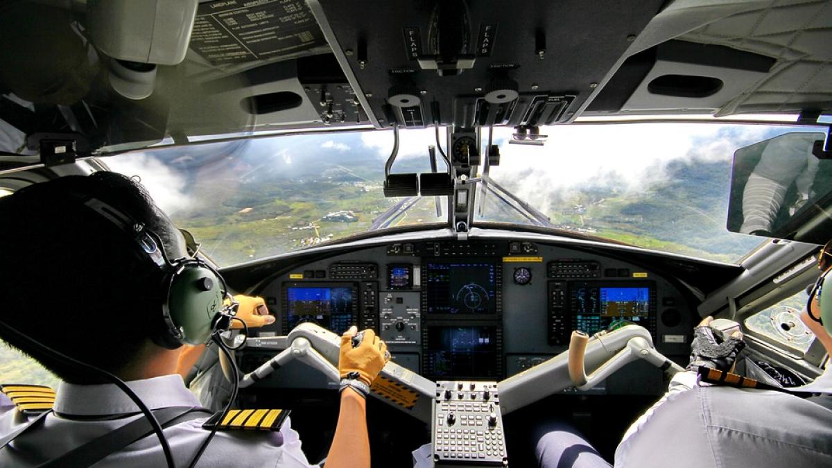 cockpit.jpg