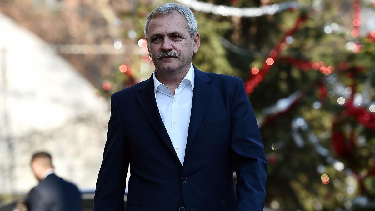 Dragnea iese la atac, după ironiile lui Cioloș pe tema alegerilor: ”E un duplicitar implicat până în gât în campania electorală”