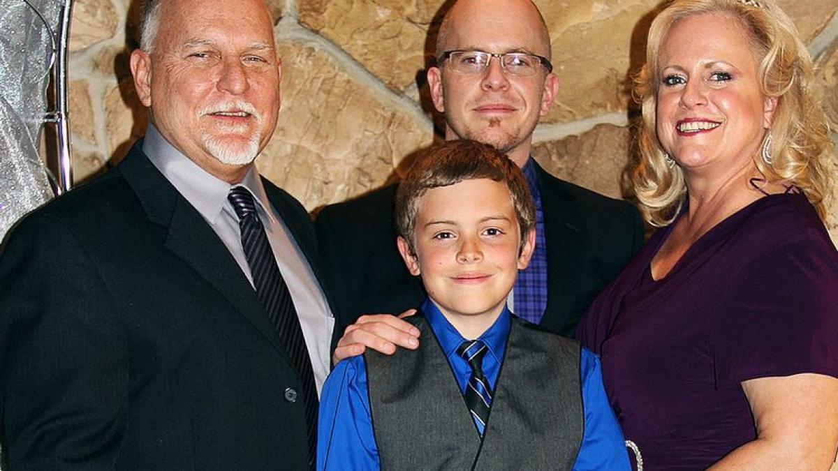 Patrick-Giblin-with-biological-parents-Todd-and-Stephanie-and-son-Aaaron.jpg