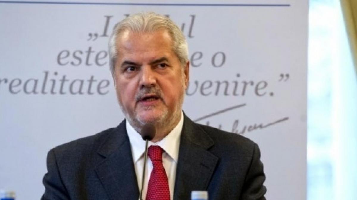 Adrian Năstase: ''În ultimile zile au fost mai multe diversiuni''