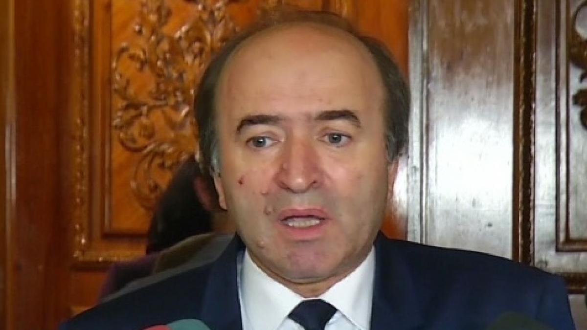 Tudorel Toader a anunțat că legea privind numirea procurorilor de rang înalt va rămâne în așteptarea răspunsului Comisiei de la Veneția