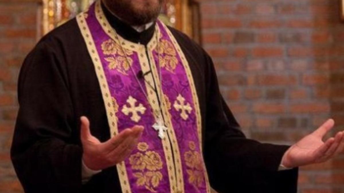 O cunoscută față bisericească: &quot;Episcopul trebuie să fie mai sărac decât preotul, iar preotul trebuie să fie mai sărac decât...&quot;