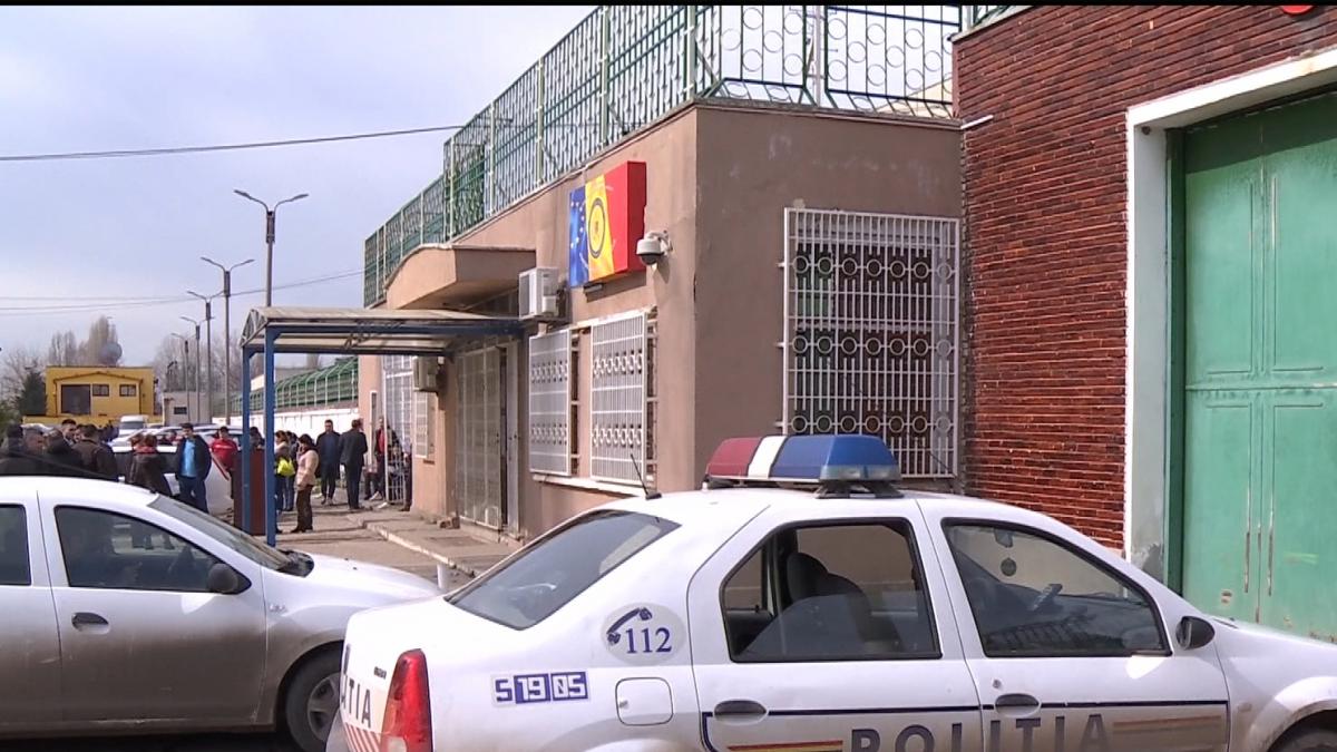 Percheziții de amploare în penitenciar. Deținuți suspectați de trafic de droguri