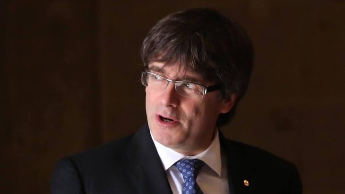 Curtea Supremă din Madrid a retras mandatul internațional de arestare în cazul lui Carles Puigdemont