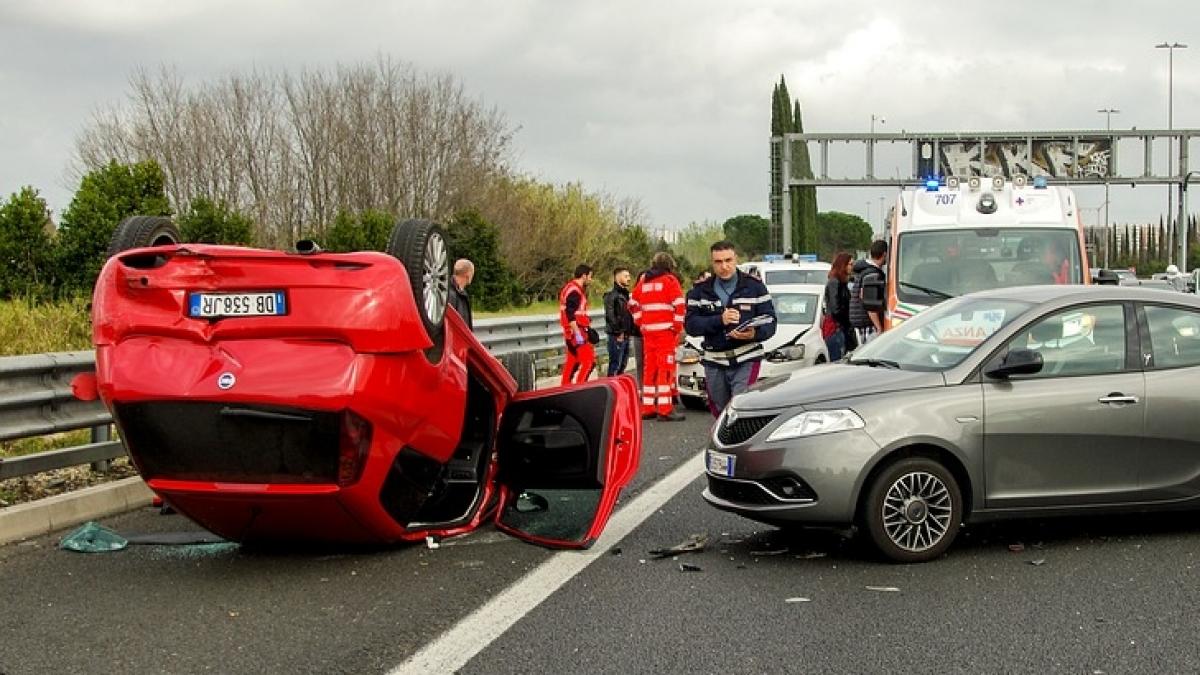 O fetiță și-a pierdut viața sub ochii mamei sale. Ce a făcut femeia când a realizat tragedia