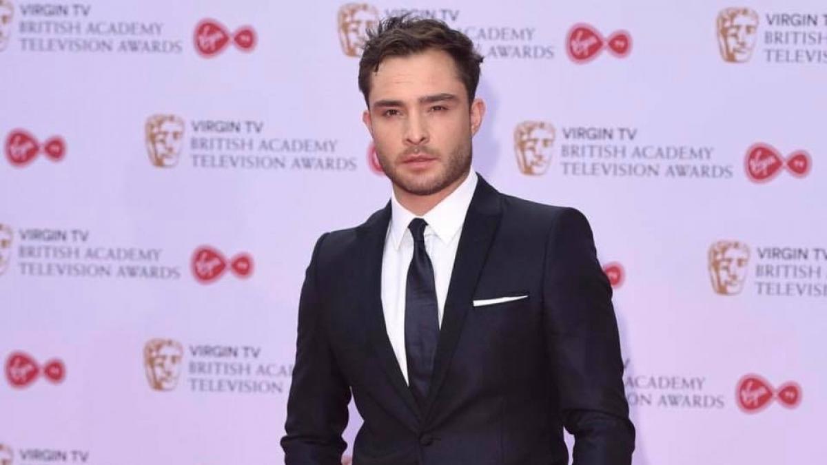 Actorul Ed Westwick, înlocuit într-un serial din cauza acuzațiilor de abuz sexual. Scenele vor fi refilmate