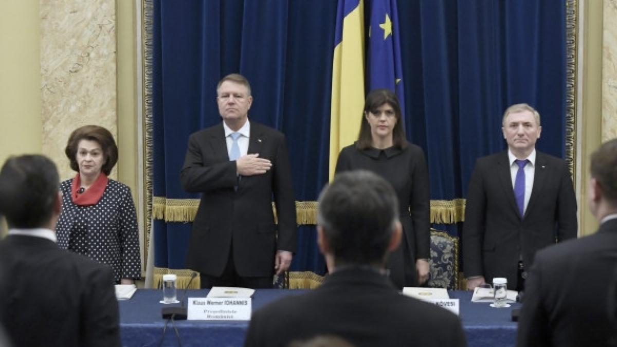 Iohannis: Suntem departe de o revocare a procurorului-şef al DNA 