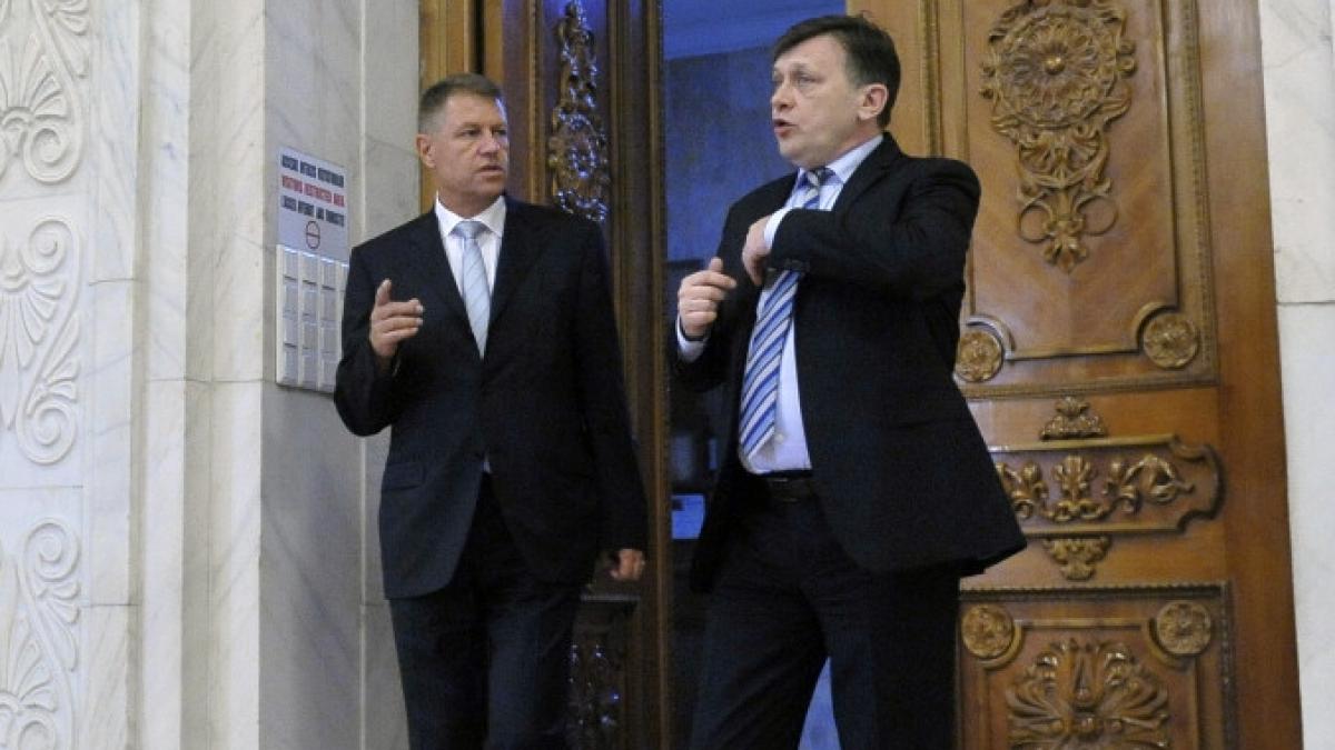 Crin Antonescu, diagnostic grav pentru Klaus Iohannis 