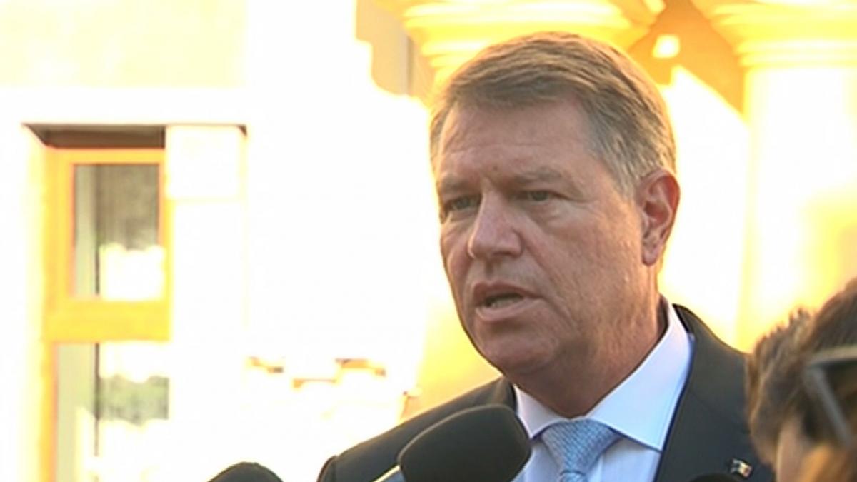 Klaus Iohannis: Legea salarizării este un eşec. Cu aceşti pesedişti nu vom face niciun fel de descentralizare