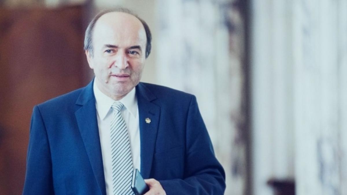 Tudorel Toader: România poate fi scoasă de pe lista țărilor cu probleme în legătură cu spaţiile oferite deţinuţilor