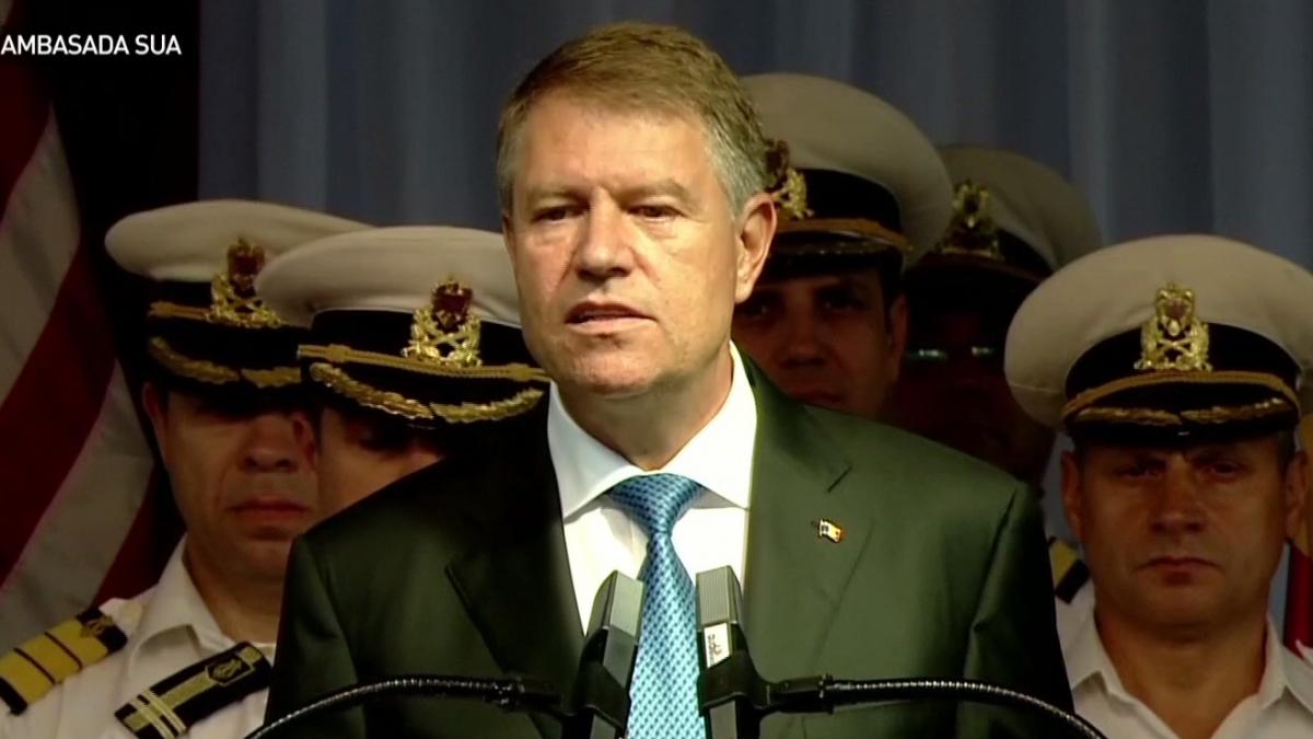 Klaus Iohannis, la recepția de ziua SUA: „Avem nevoie de o guvernare responsabilă”